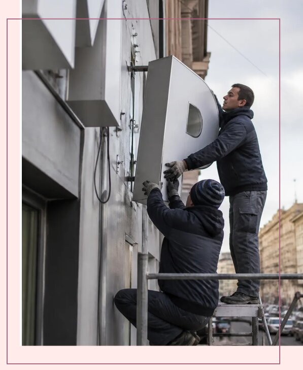 Изготовление и монтаж больших объемных букв в Великом Устюге